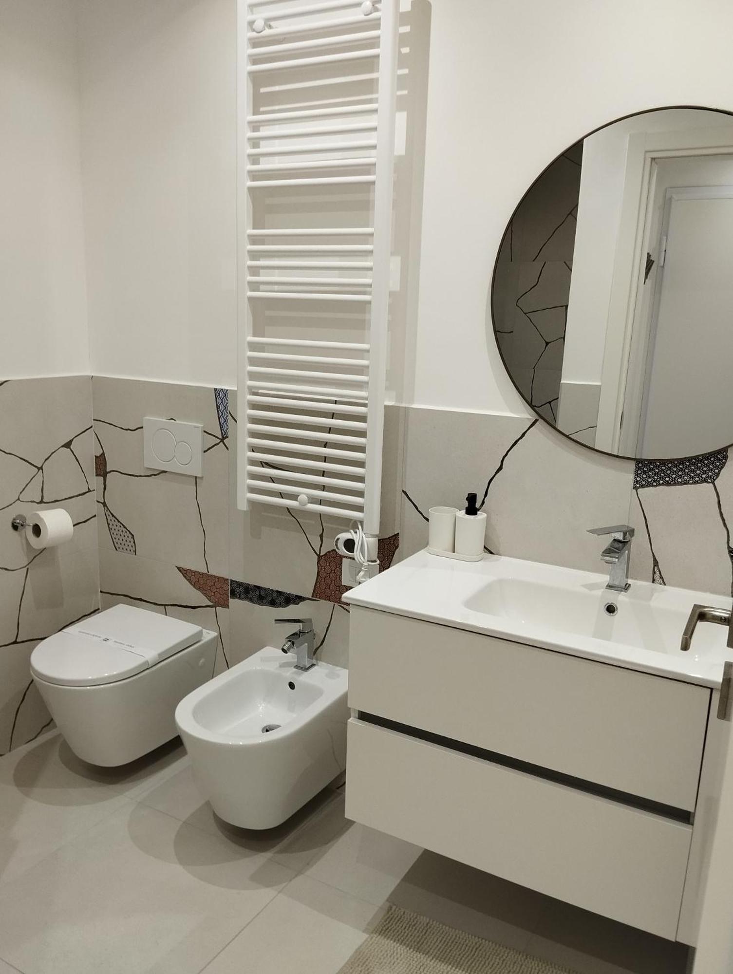 Llhome Bologna Elegante Monolocale Ristrutturato Con Posto Auto Coperto エクステリア 写真
